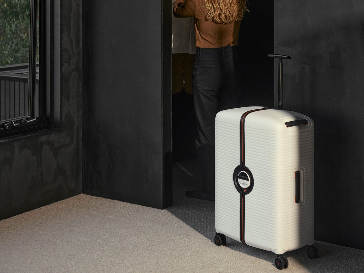 Enjoy up to 40% off selected Samsonite products